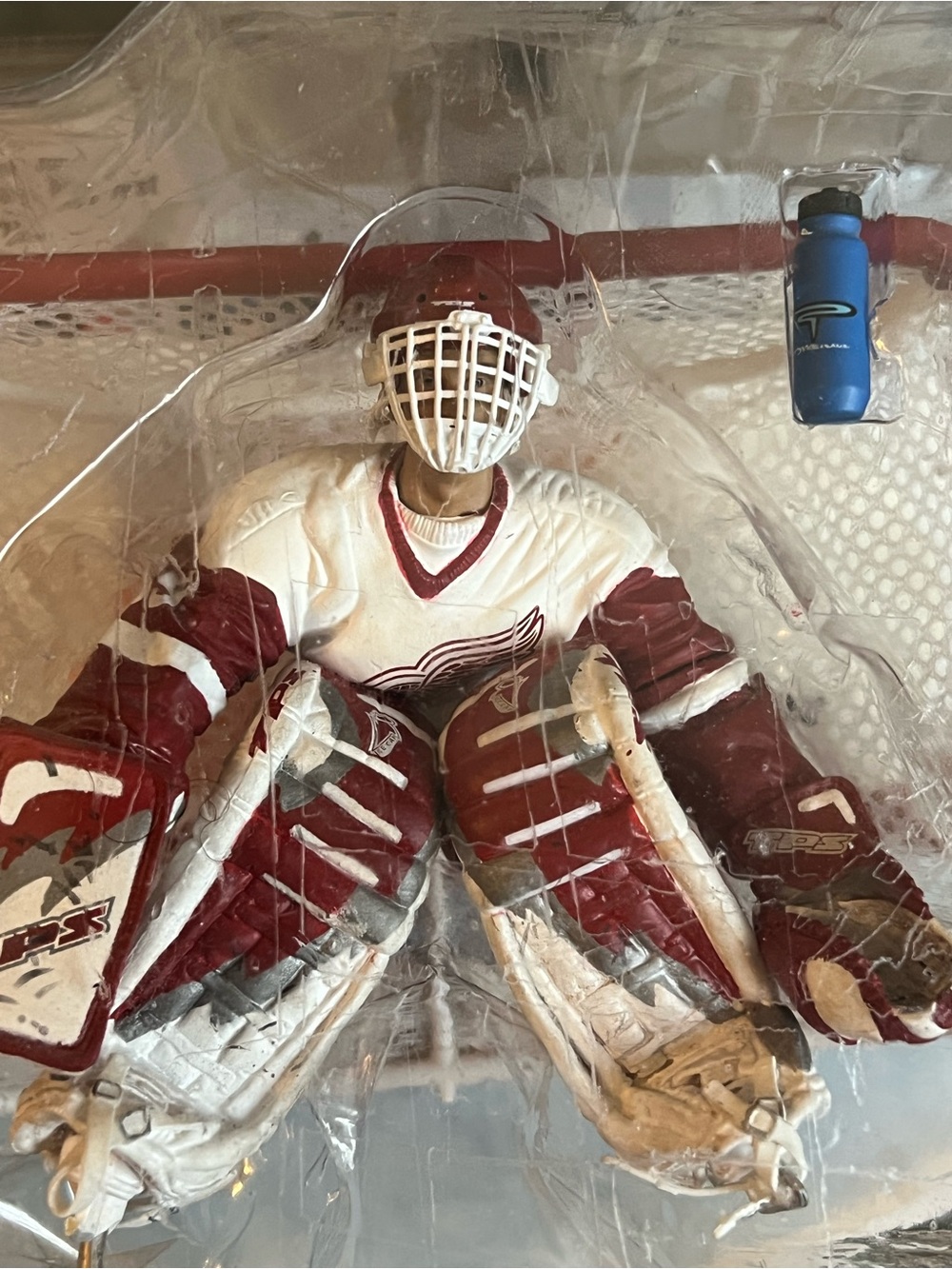 Mcfarlane Sports Picks Dominek Hasek Varient White Jersey